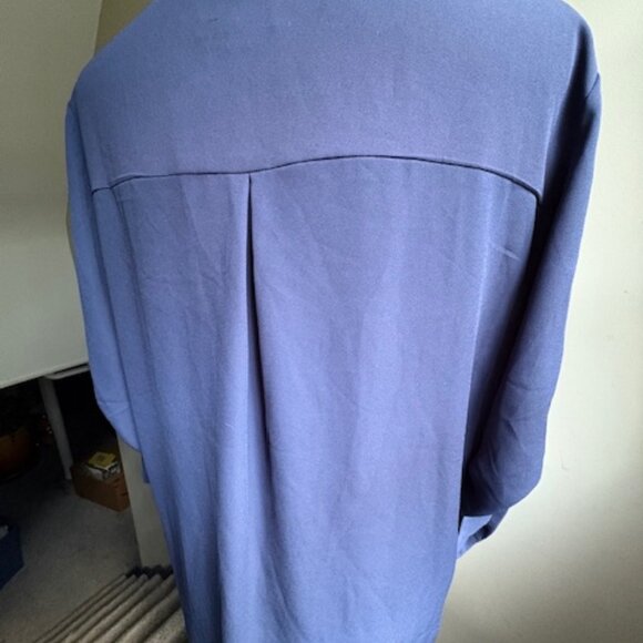 Navy Blue lighweight button sleeve blouse XL - Picture 10 of 11